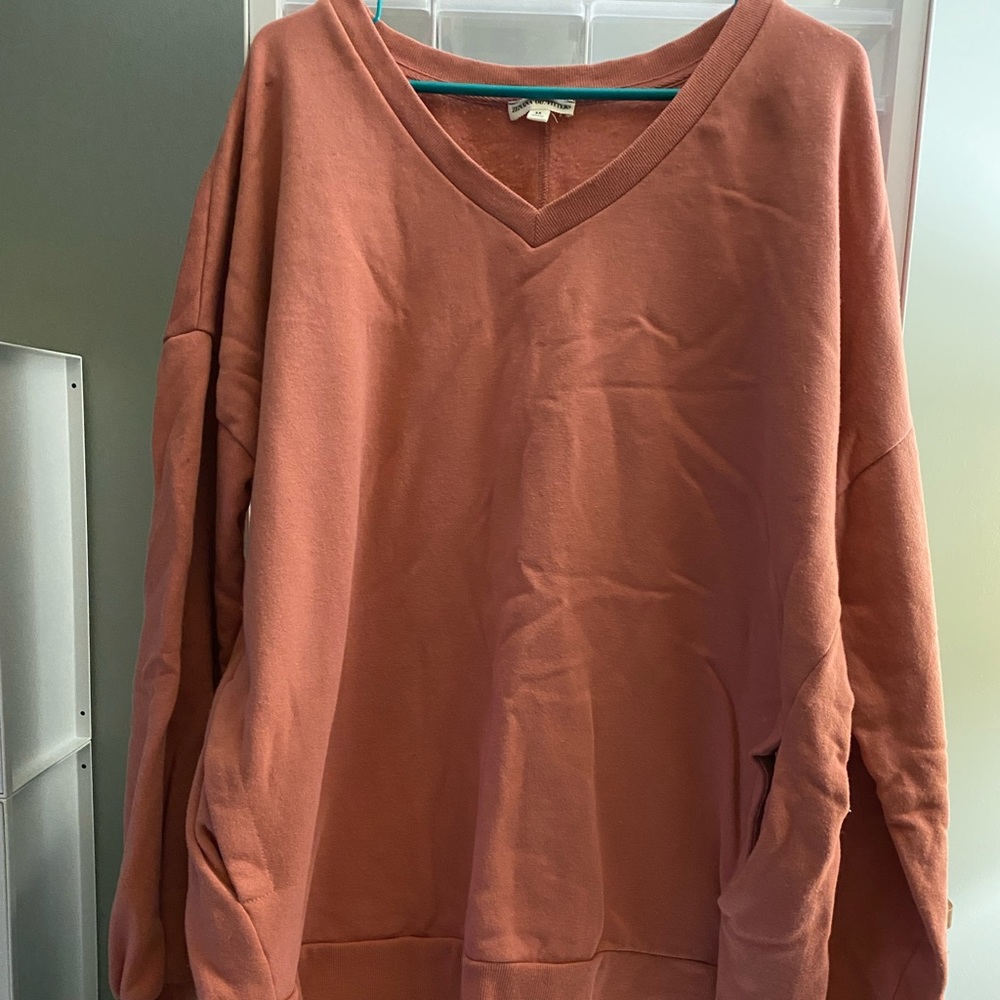 Sweatshirt with pockets